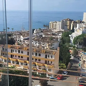 https://apartamento-con-terraza-a-pie-de-playa.es-andalucia.com